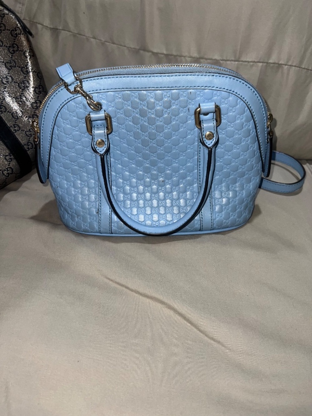 Gucci - Picture 2 of 3